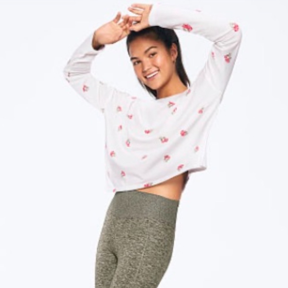 Victoria’s Secret PINK Girlfriend Crop Tee Large